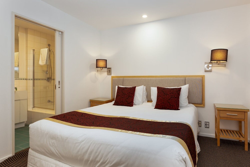 fino hotel and suites