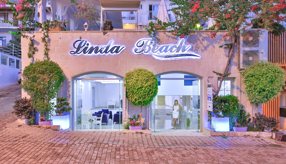 linda beach class hotel boutique class