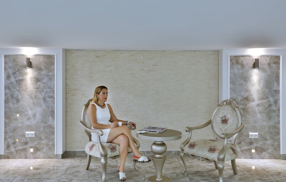 linda beach class hotel boutique class