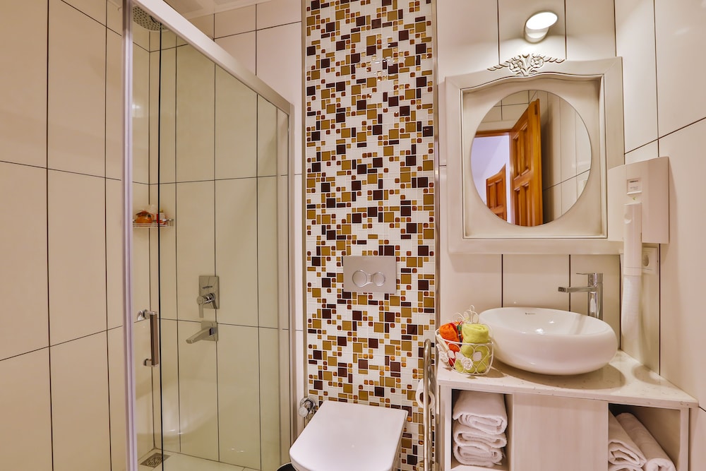 linda beach class hotel boutique class