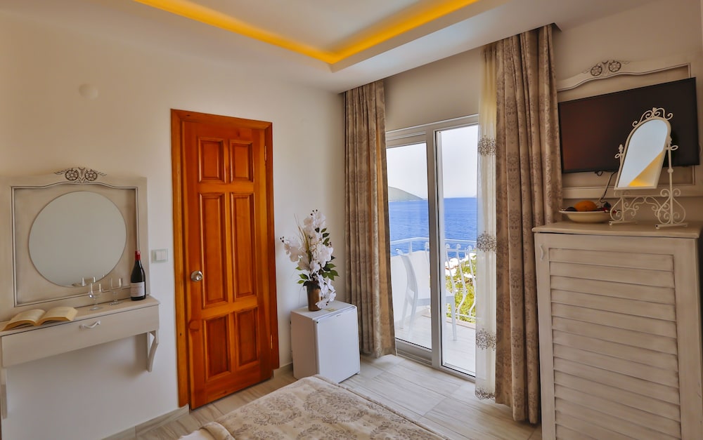 linda beach class hotel boutique class