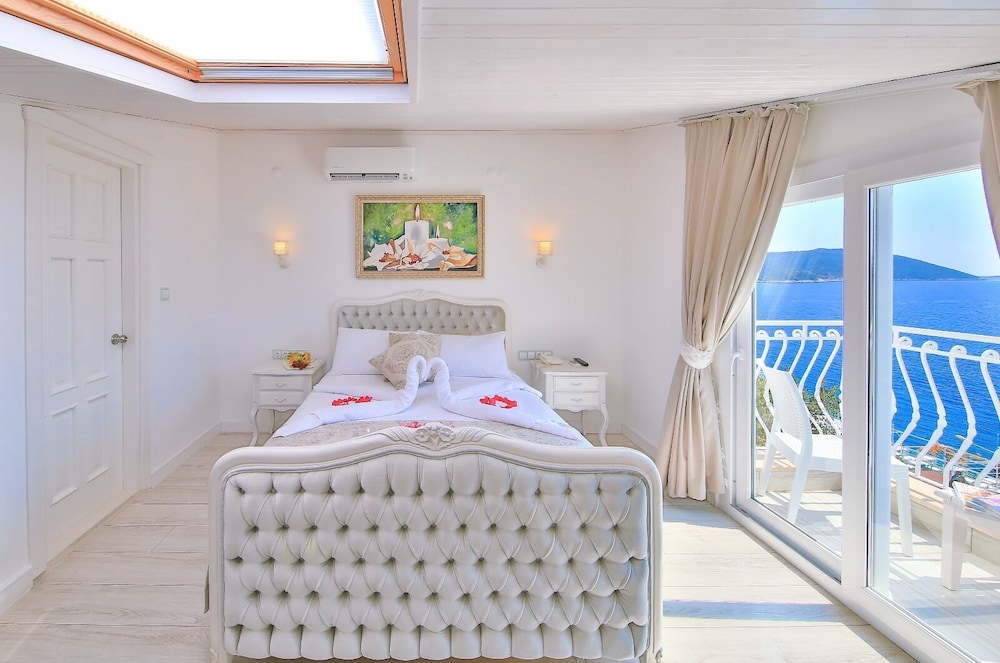 linda beach class hotel boutique class