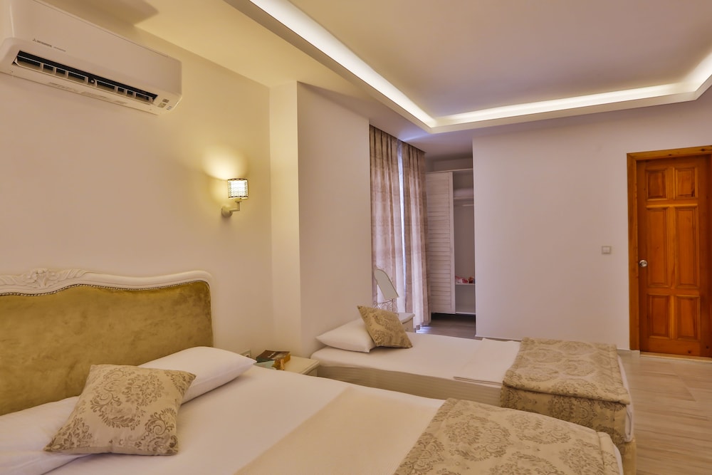 linda beach class hotel boutique class