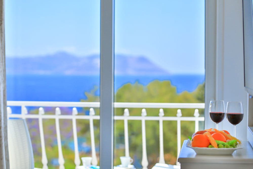 linda beach class hotel boutique class