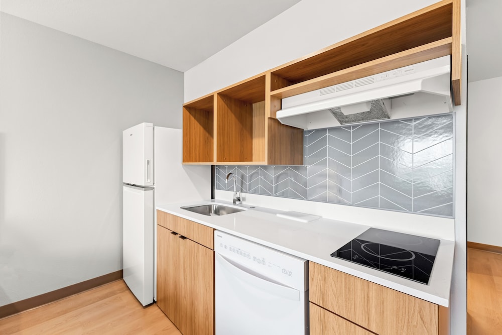 livaway suites slc west jordan