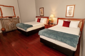 new orleans courtyard hotel and suites by the french quarter