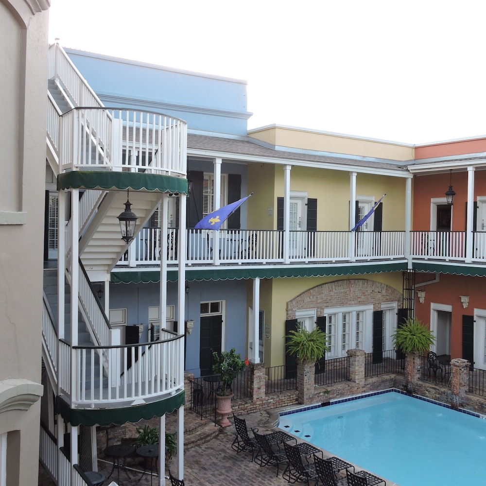 New Orleans Courtyard Hotel And Suites By The French Quarter,New Orleans>>French Quarter,2 star