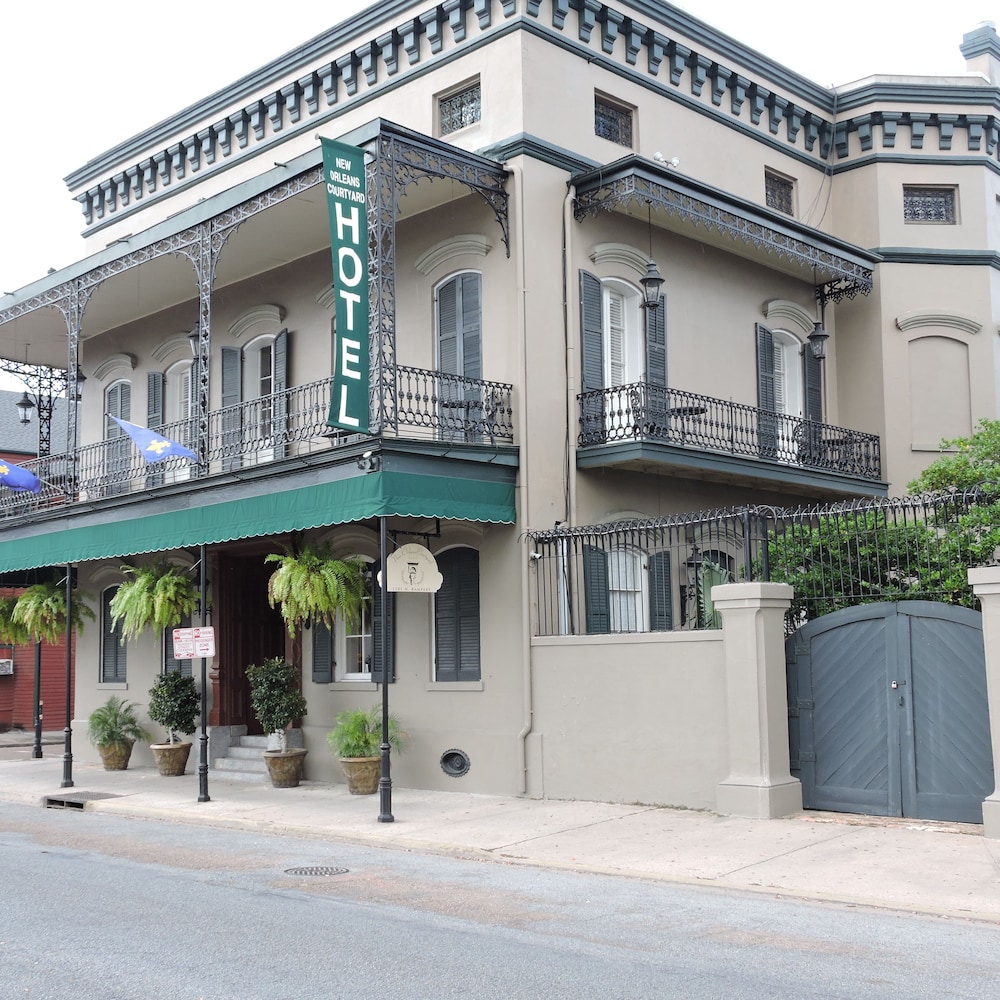 New Orleans Courtyard Hotel And Suites By The French Quarter,New Orleans>>French Quarter,2 star