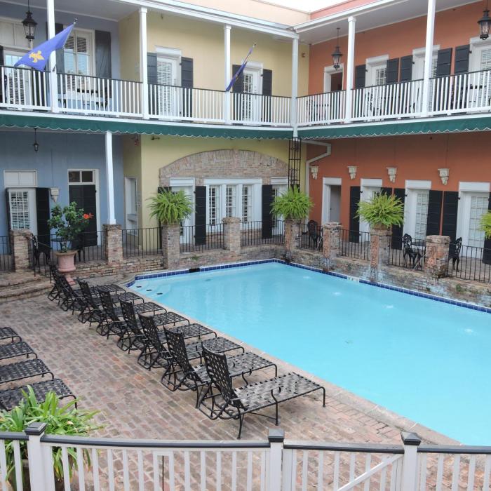 french quarter courtyard hotel and suites