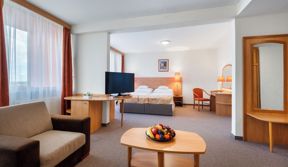 hunguest hotel freya