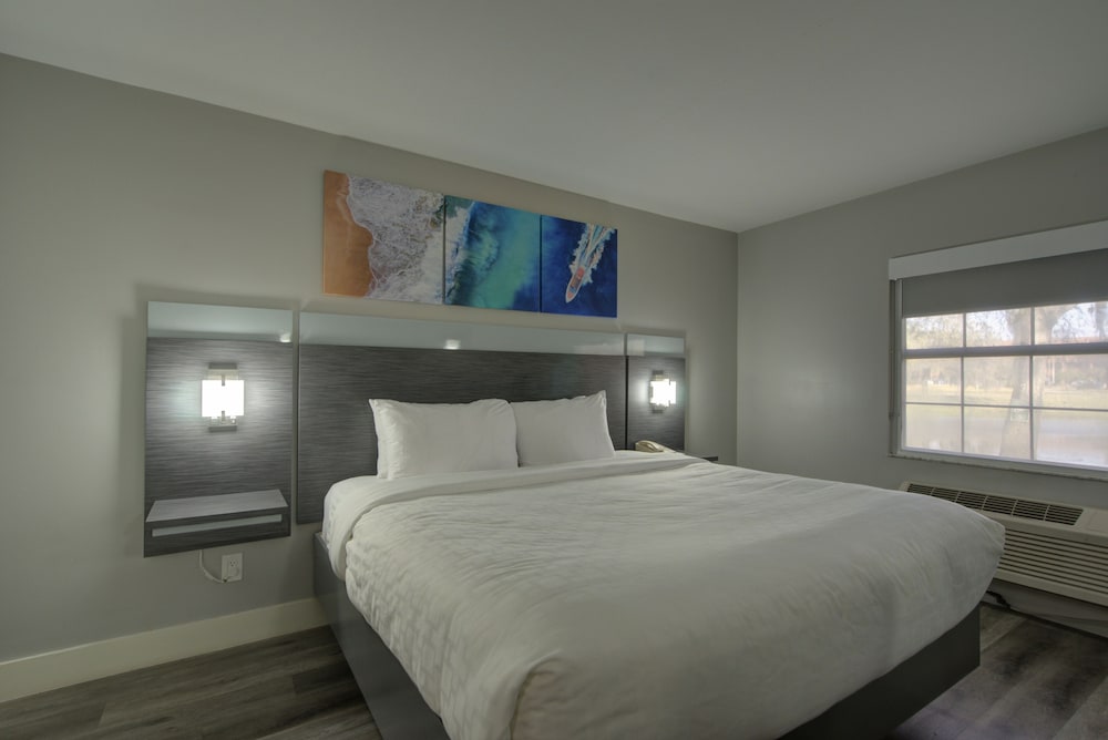 clarion pointe tampa brandon near fairgrounds and casino