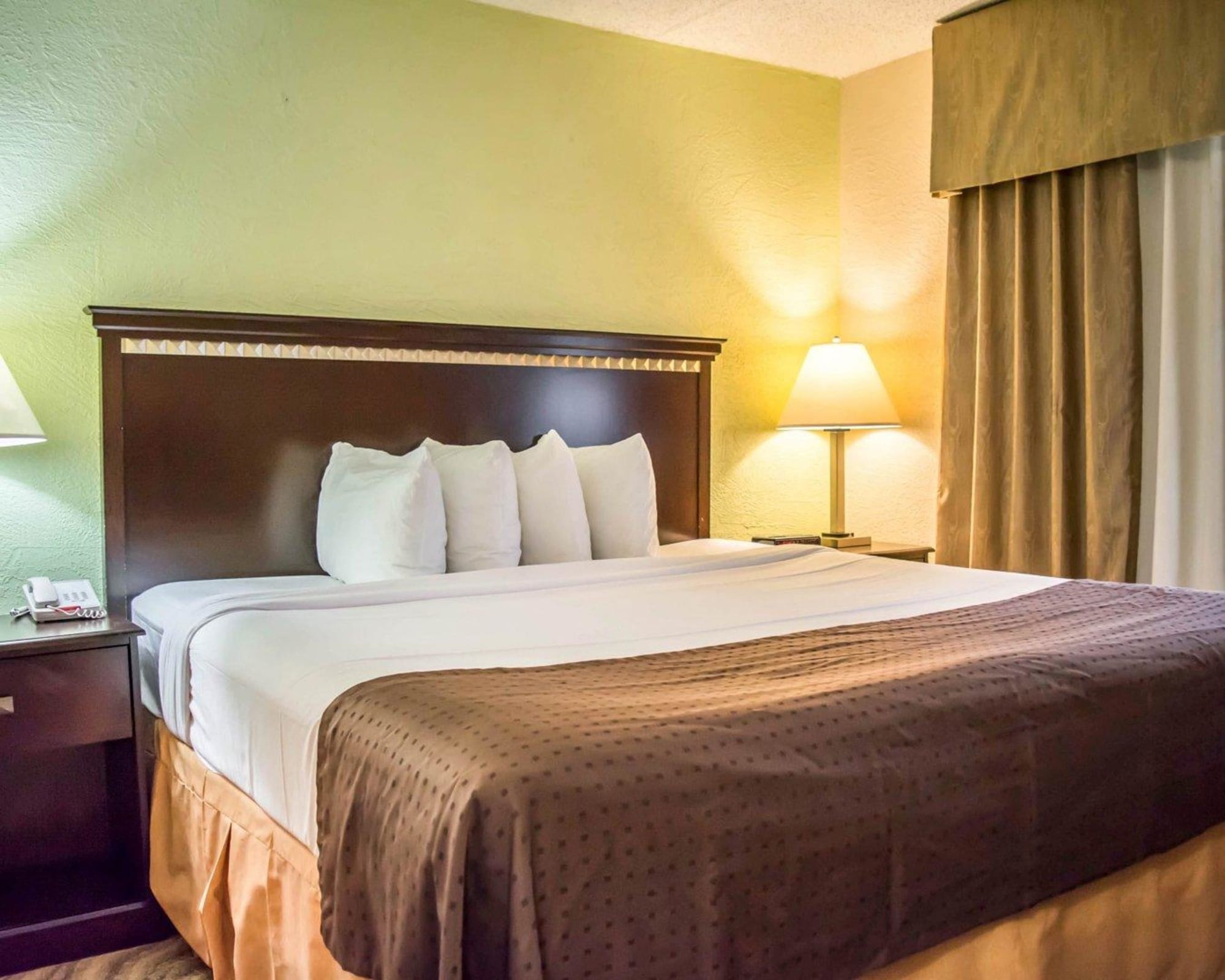 clarion pointe tampa brandon near fairgrounds and casino