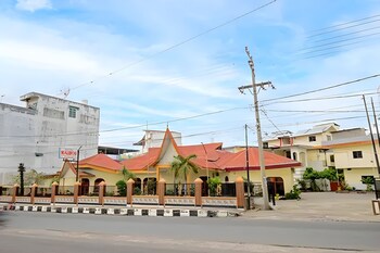 malibou hotel medan