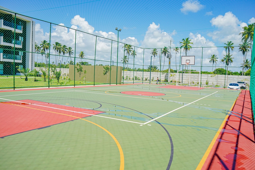 mana beach experience by mai