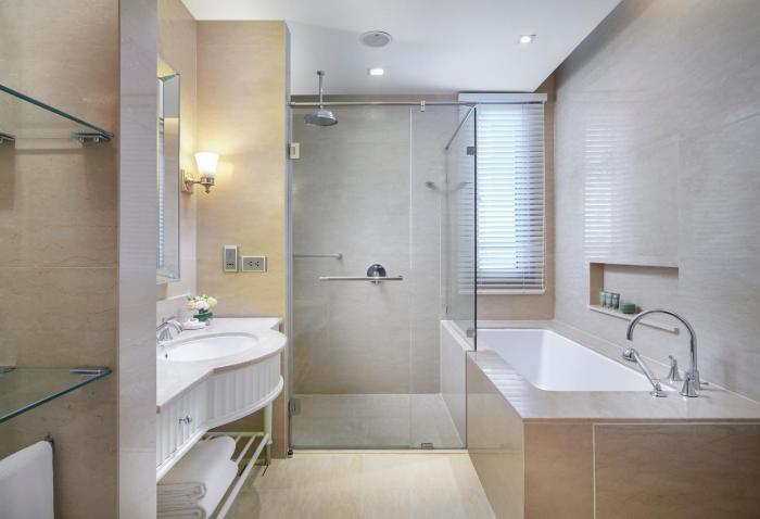 oriental residence bangkok