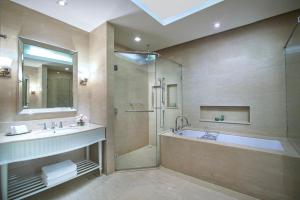 oriental residence bangkok