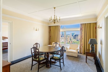 hyatt regency harare the meikles