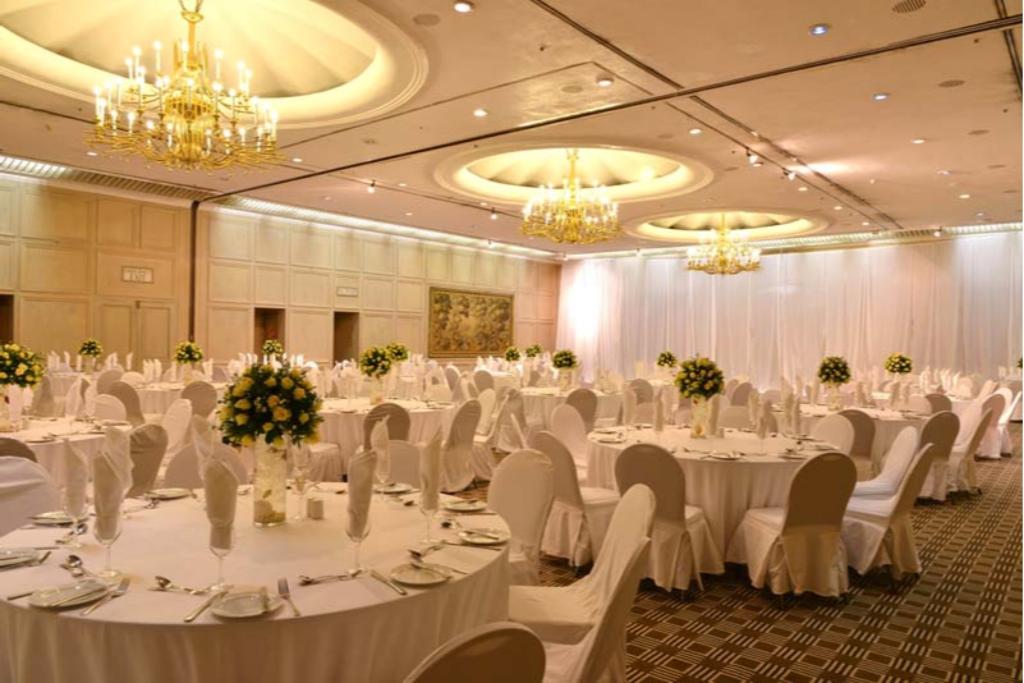 hyatt regency harare the meikles
