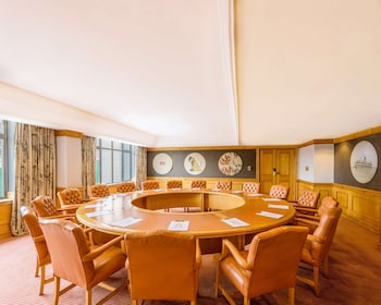 hyatt regency harare the meikles