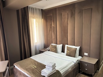 parliament hotel and restaurant