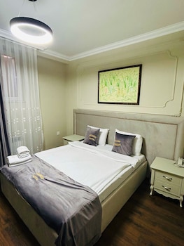 parliament hotel and restaurant