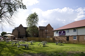Premier Inn London Twickenham East Hotel,,3 star