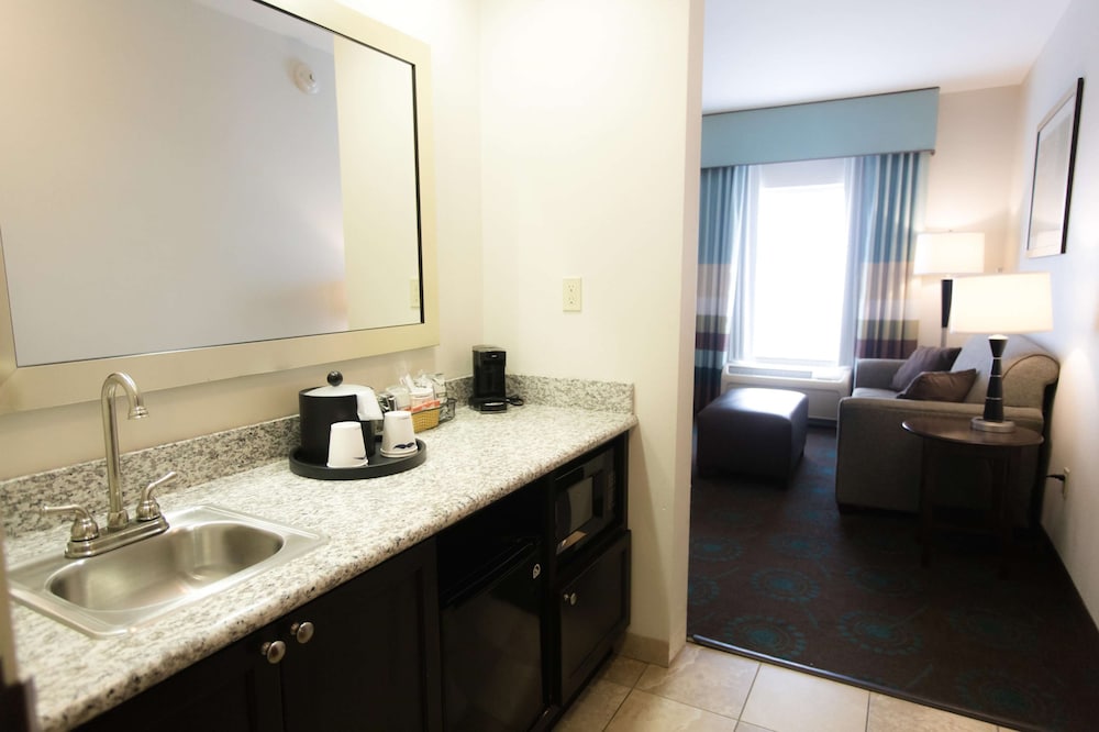 hampton inn and suites middlebury