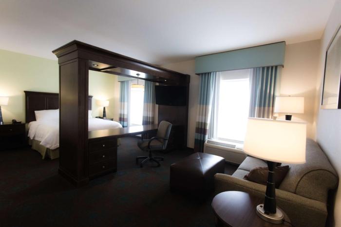 hampton inn and suites middlebury