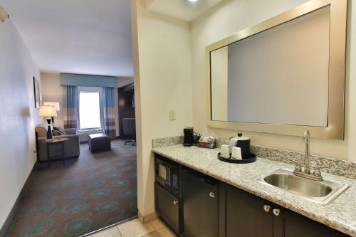 hampton inn and suites middlebury