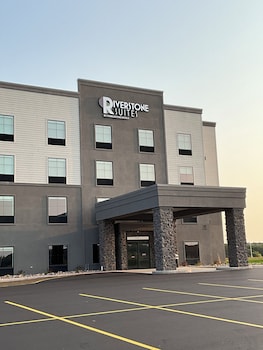 riverstone suites chippewa falls