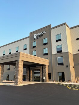 riverstone suites chippewa falls