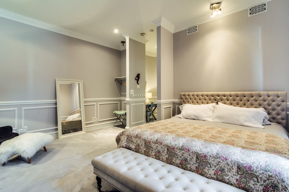 ruby room