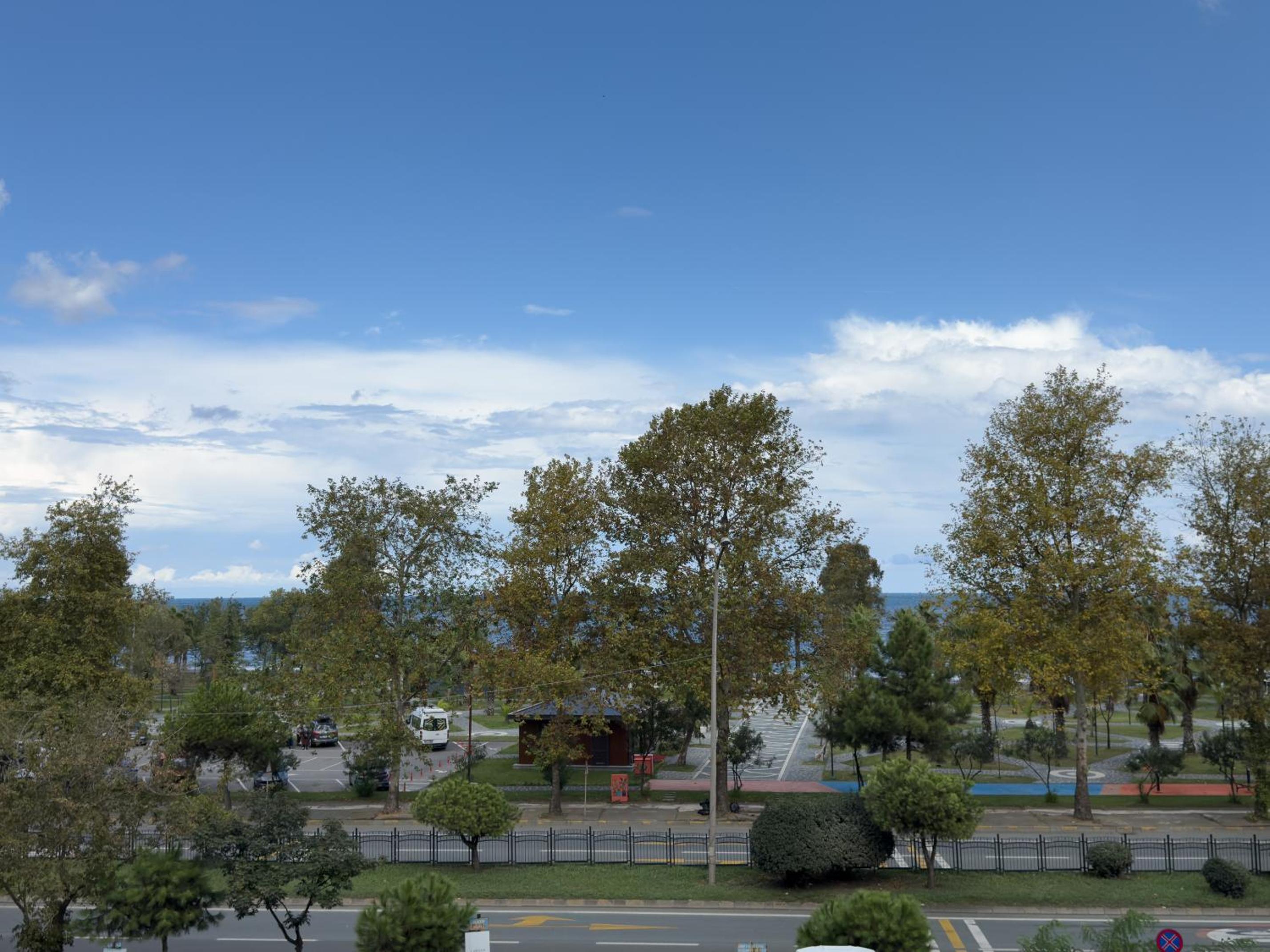 sera lake center hotel