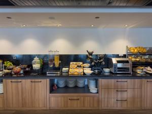 sera lake center hotel