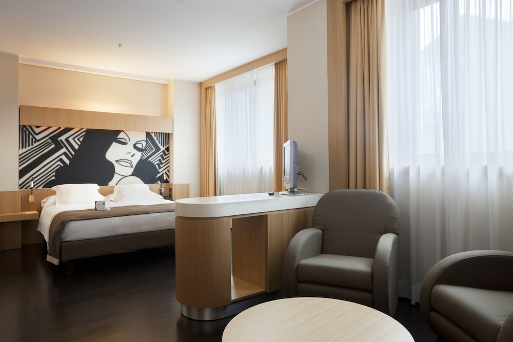 crowne plaza milan city by ihg