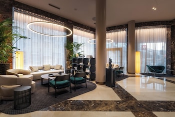 Crowne Plaza Milan City By Ihg,Lombardy>>Central Station,4 star