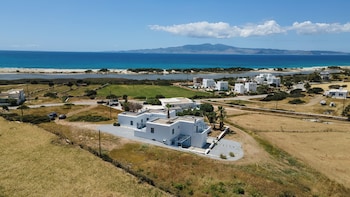 soley naxos