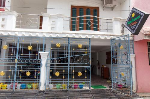 sunflower villa