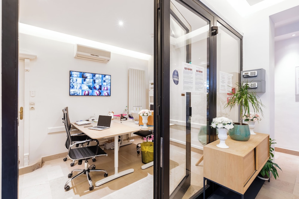 hotelhome paris 16