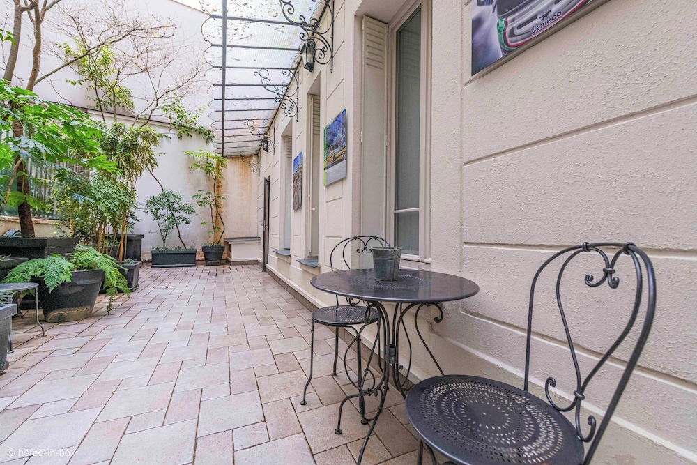 hotelhome paris 16