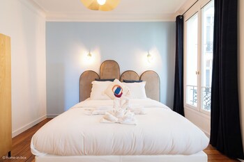 hotelhome paris 16
