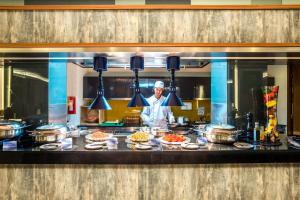 holiday inn resort phuket karon beach by ihg