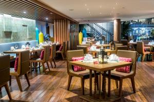 holiday inn resort phuket karon beach by ihg