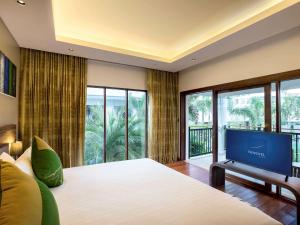 holiday inn resort phuket karon beach by ihg