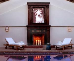 the belamar hotel manhattan beach tapestry by hilton