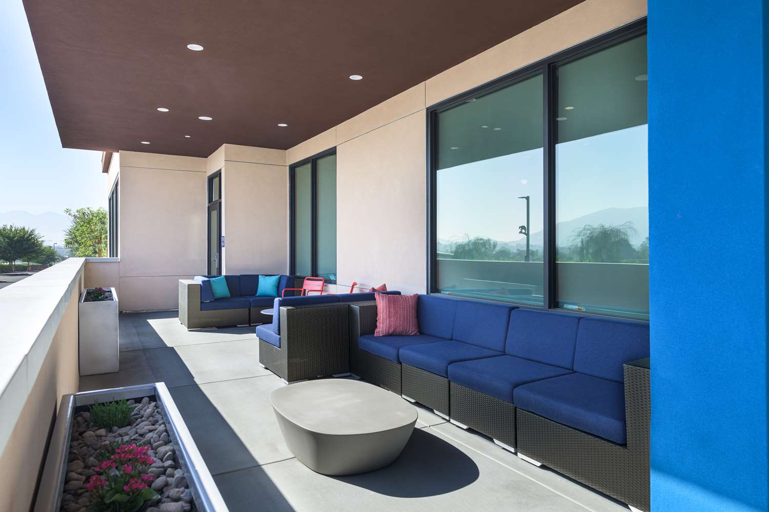 tru by hilton norco