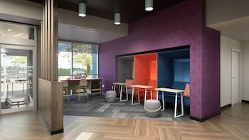tru by hilton norco