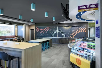 tru by hilton norco
