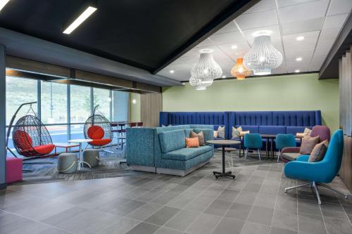 tru by hilton norco