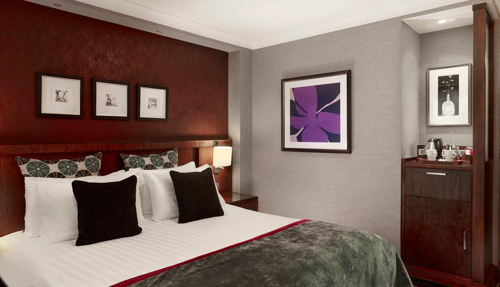 crowne plaza london gatwick airport an ihg hotel